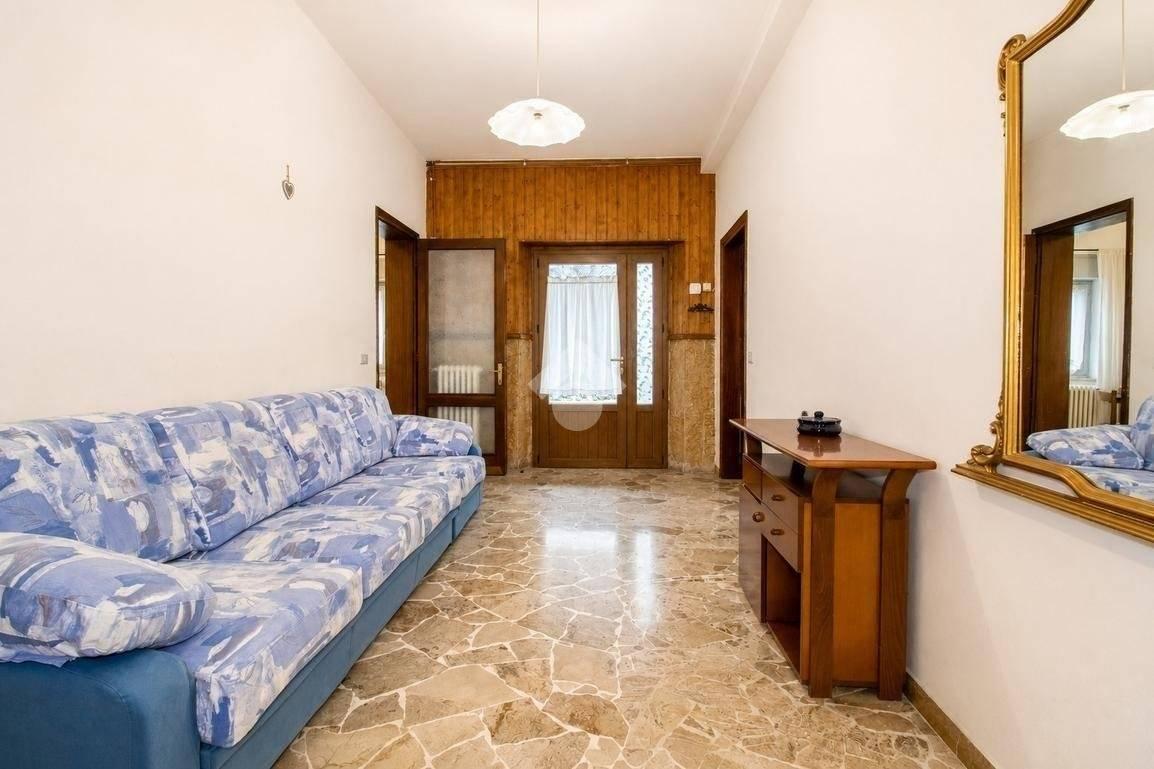 Bilocale Contrada Garonzi 4, Garonzi, Roverè Veronese