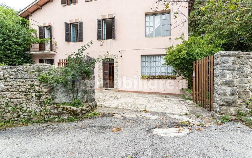 Villa unifamiliare via Roma, Orvinio — foto 7 di 38