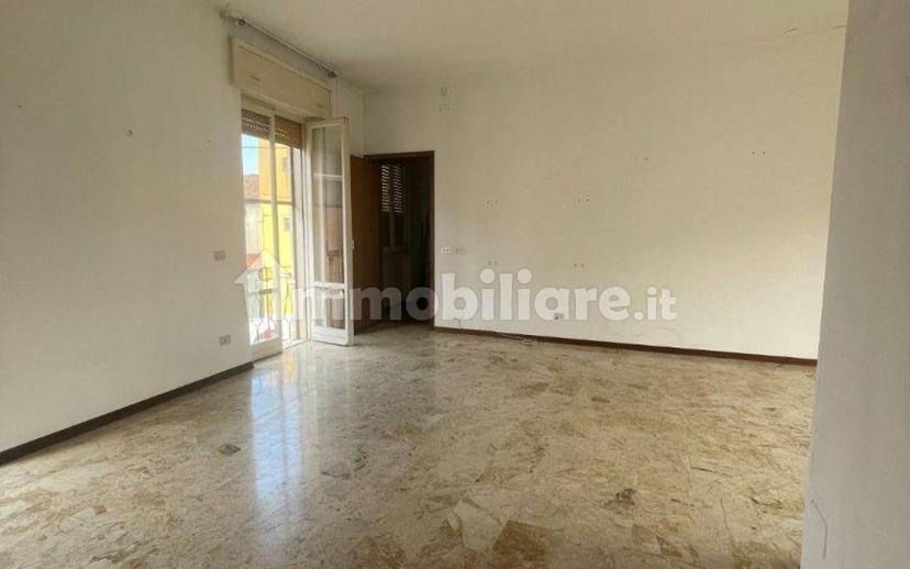 Quadrilocale via Trieste 25, Centro, Carpaneto Piacentino — foto 3 di 38