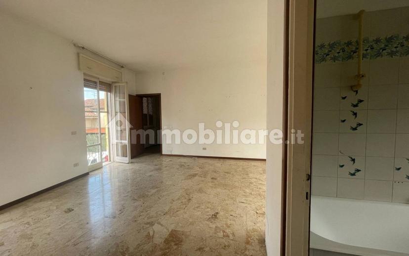 Quadrilocale via Trieste 25, Centro, Carpaneto Piacentino — foto 30 di 38