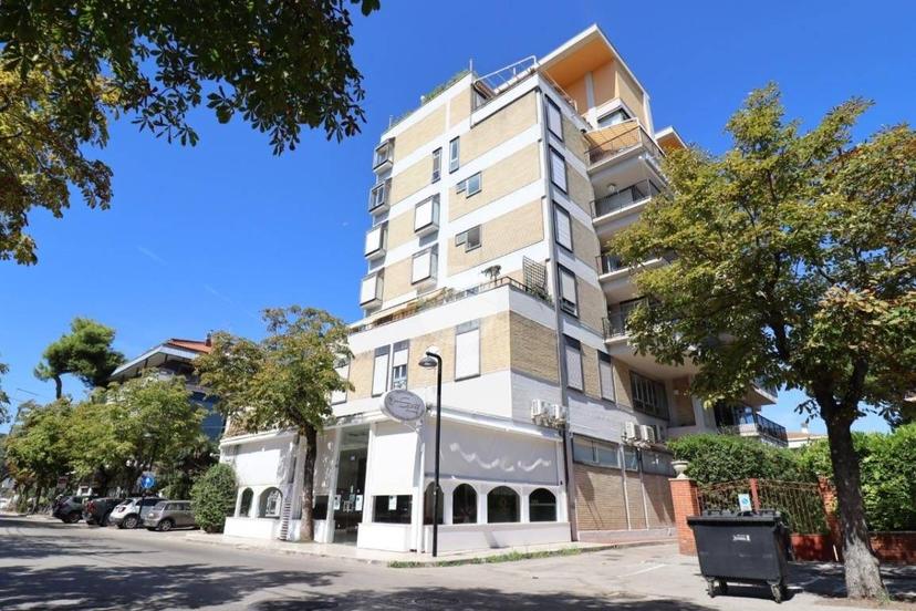 Appartamento via Gasbarrini 17, Centro, Giulianova — foto 26 di 30