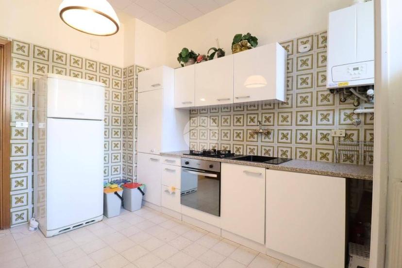 Appartamento via Gasbarrini 17, Centro, Giulianova — foto 6 di 30