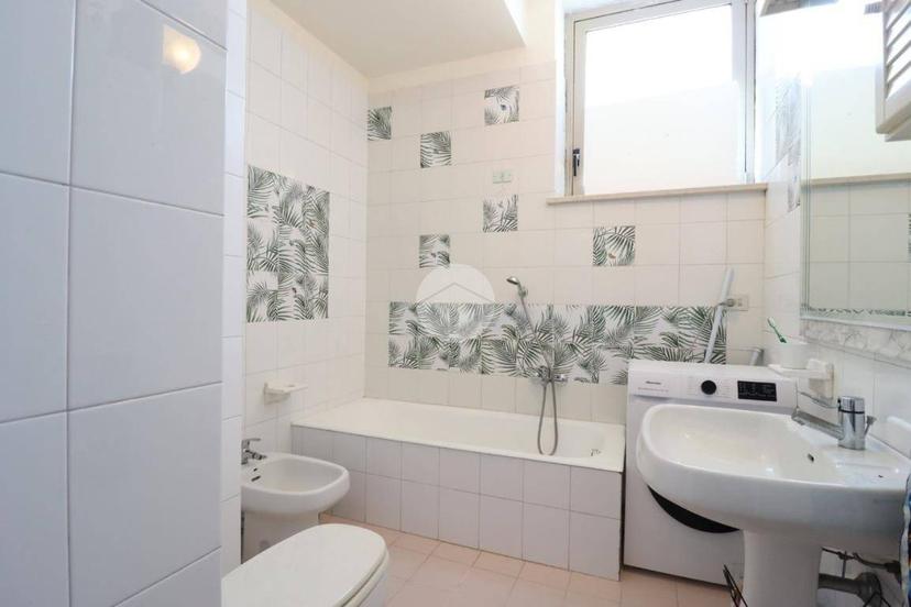 Appartamento via Gasbarrini 17, Centro, Giulianova — foto 12 di 30