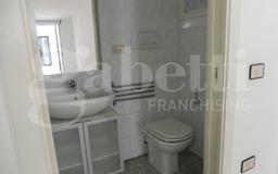 Trilocale buono stato, secondo piano, Centro, Bassano del Grappa