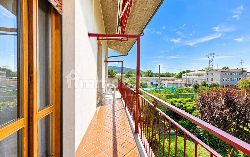 Quadrilocale via Giosuè Carducci 2, Gorlago — foto 6 di 24