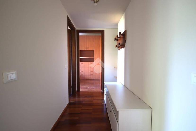 Bilocale via Giuseppe Garibaldi 105, Centro, Barzanò — foto 8 di 22