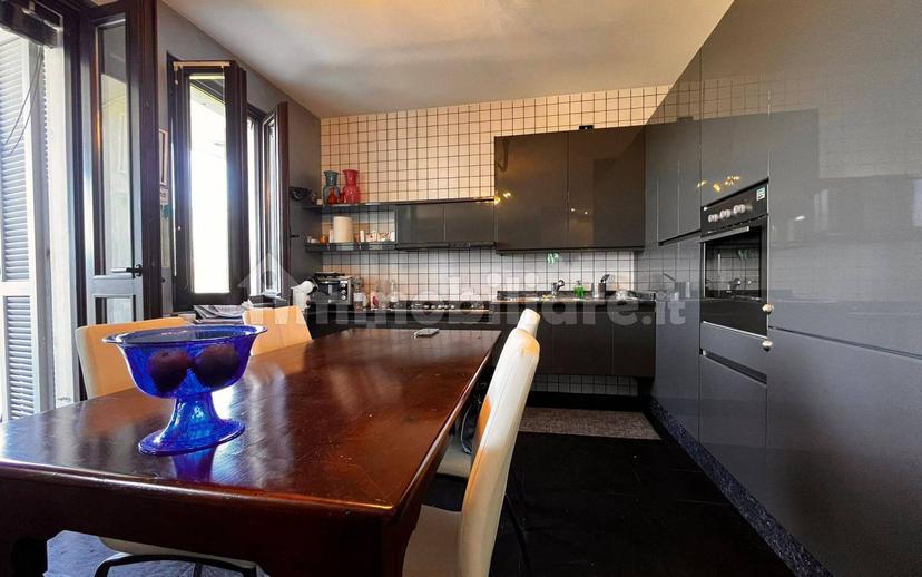 Villa unifamiliare via Renzano 31, Renzano, Salò — foto 9 di 32