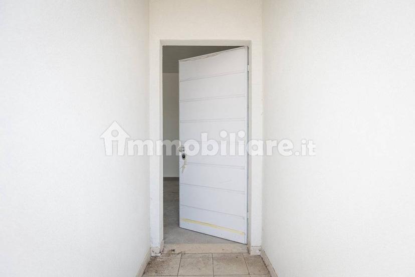 Trilocale via Antonio De Curtis, Centro, Margherita di Savoia — foto 40 di 44