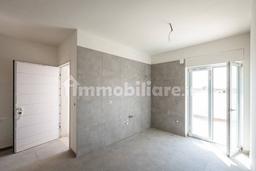 Trilocale via Antonio De Curtis, Centro, Margherita di Savoia