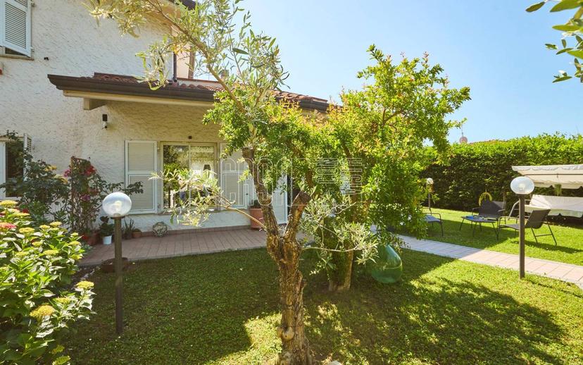 Villa bifamiliare via 29 Novembre 26, Borghetto Melara, Fosdinovo — foto 45 di 56