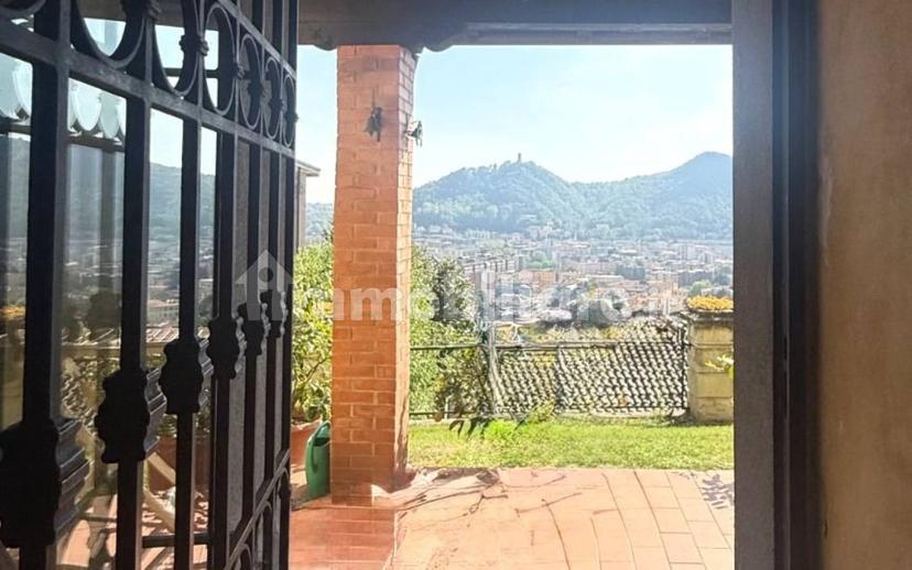 Villa unifamiliare via per Brunate 1, Garzola, Como — foto 17 di 43