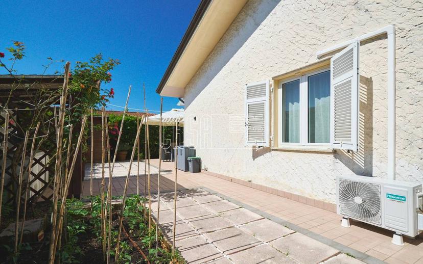 Villa bifamiliare via 29 Novembre 26, Borghetto Melara, Fosdinovo — foto 7 di 56