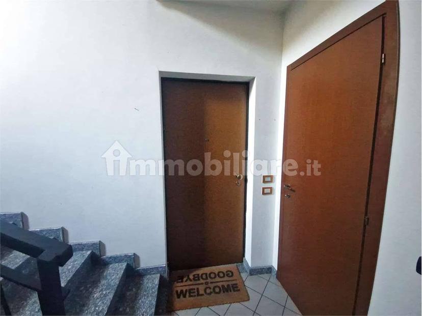 Bilocale via Leopardi, Centro, Gavirate — foto 22 di 29