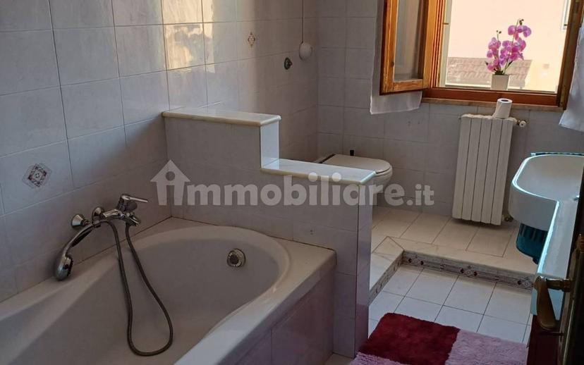 Bilocale via Salvo D'Acquisto 9, Donoratico, Castagneto Carducci — foto 3 di 3