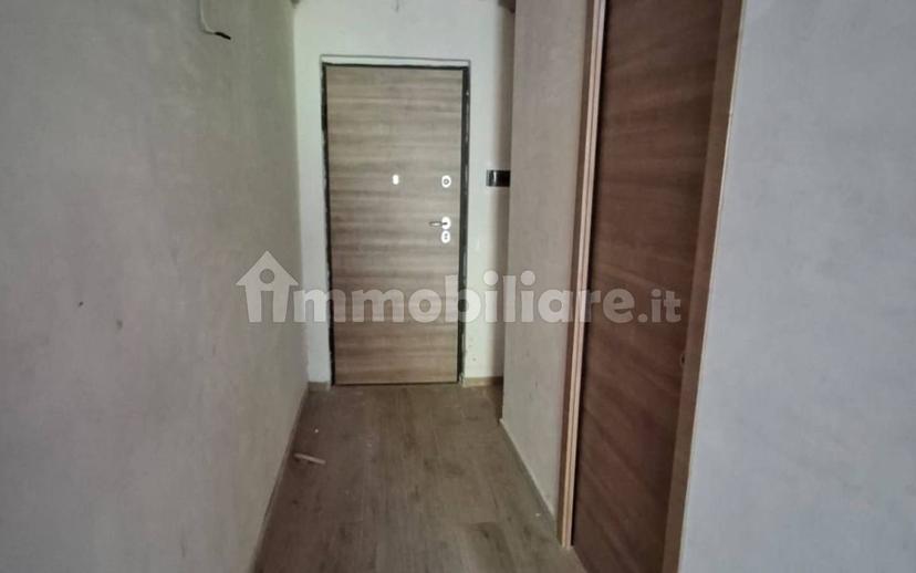 Bilocale ottimo stato, su più livelli, Dugenta — foto 10 di 12