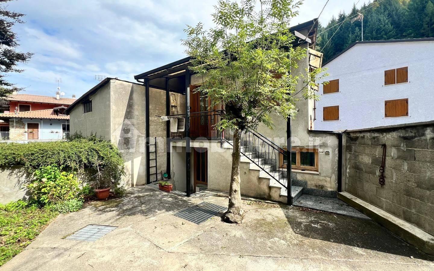 Terratetto unifamiliare via Provinciale San Bartolomeo, Centro, Chiusa di Pesio