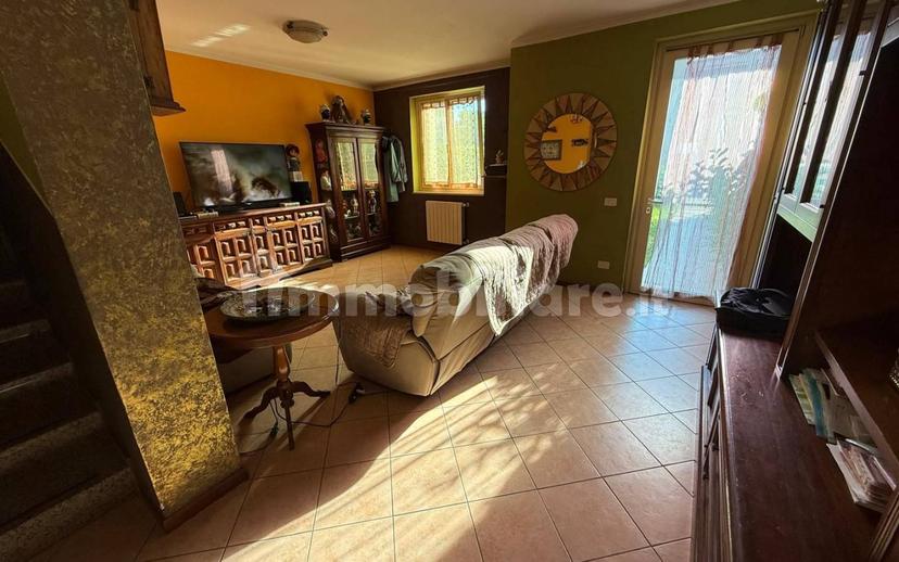 Villa a schiera via Maddalena di Canossa, Centro, Montichiari — foto 2 di 48