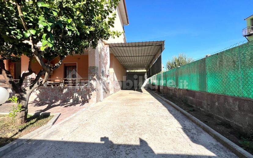 Quadrilocale via Messina, Semicentro, Aprilia — foto 16 di 32