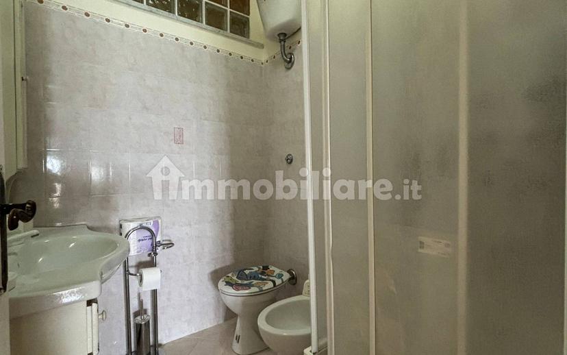 Trilocale viale Colle Sant'Agata 12, Gaeta — foto 2 di 12