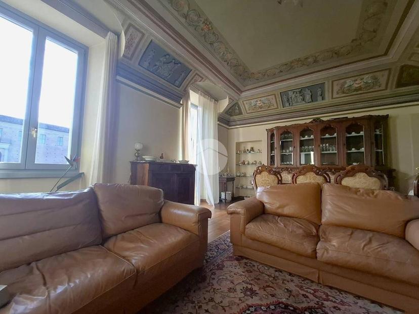 Quadrilocale via piazza castello 1, Centro Storico, Voghera — foto 18 di 22