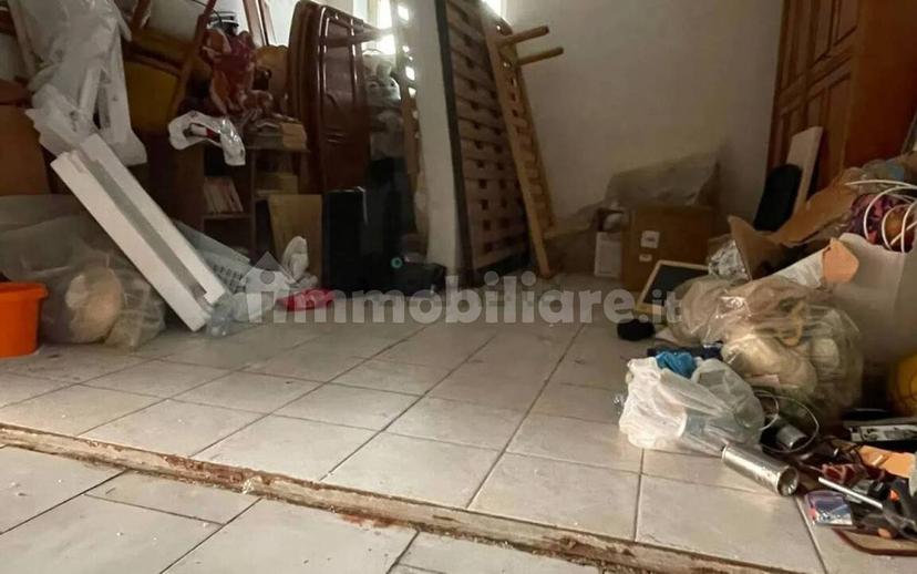 Quadrilocale via Nazionale, Centro, Villa San Giovanni — foto 6 di 10