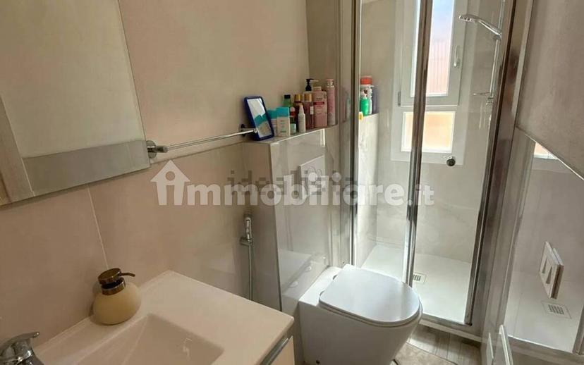 Quadrilocale via Emilia Santo Stefano, Centro Storico, Reggio Emilia — foto 33 di 35