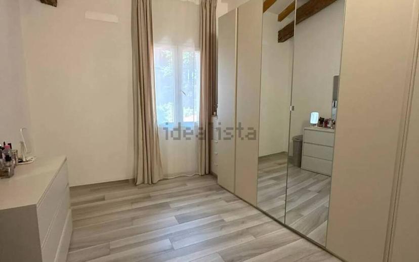 Quadrilocale via Emilia Santo Stefano, Centro Storico, Reggio Emilia — foto 18 di 35