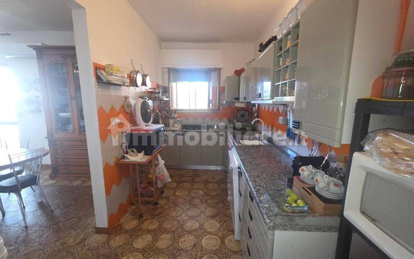 Appartamento via Francesco Crispi, Centro, Siniscola — foto 5 di 36