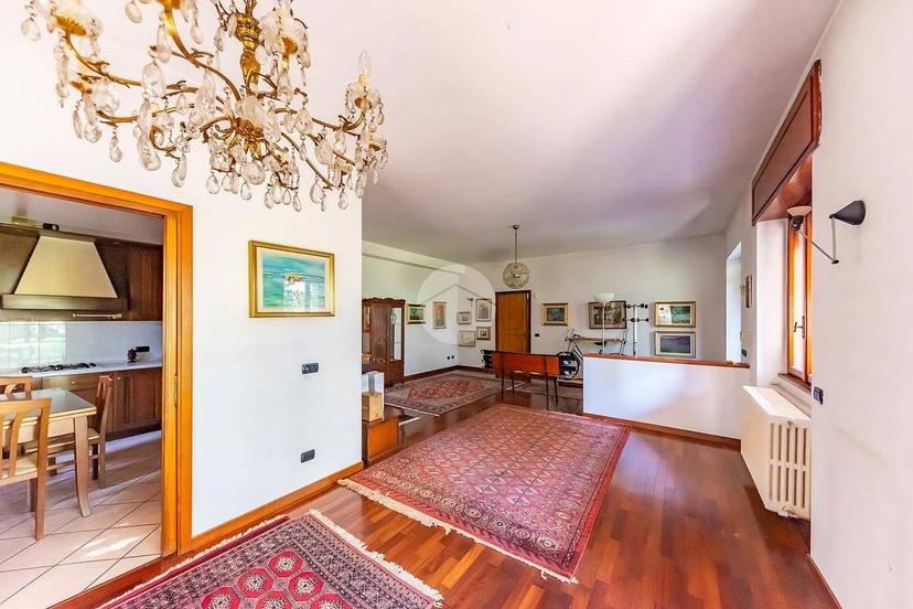 Villa unifamiliare via Caduti Della Liberazione 32, Uboldo — foto 3 di 47