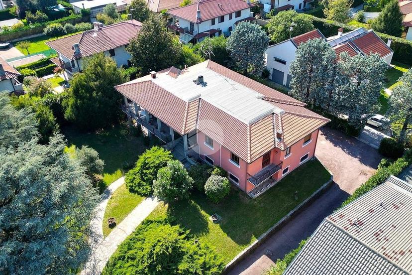 Villa unifamiliare via Caduti Della Liberazione 32, Uboldo — foto 23 di 47