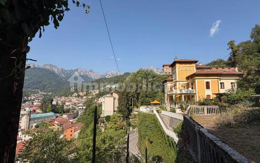 Villa unifamiliare via Capitello, Centro, Recoaro Terme