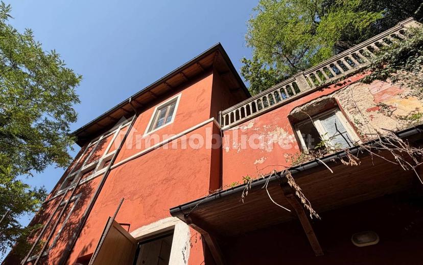 Villa unifamiliare via Capitello, Centro, Recoaro Terme — foto 3 di 9