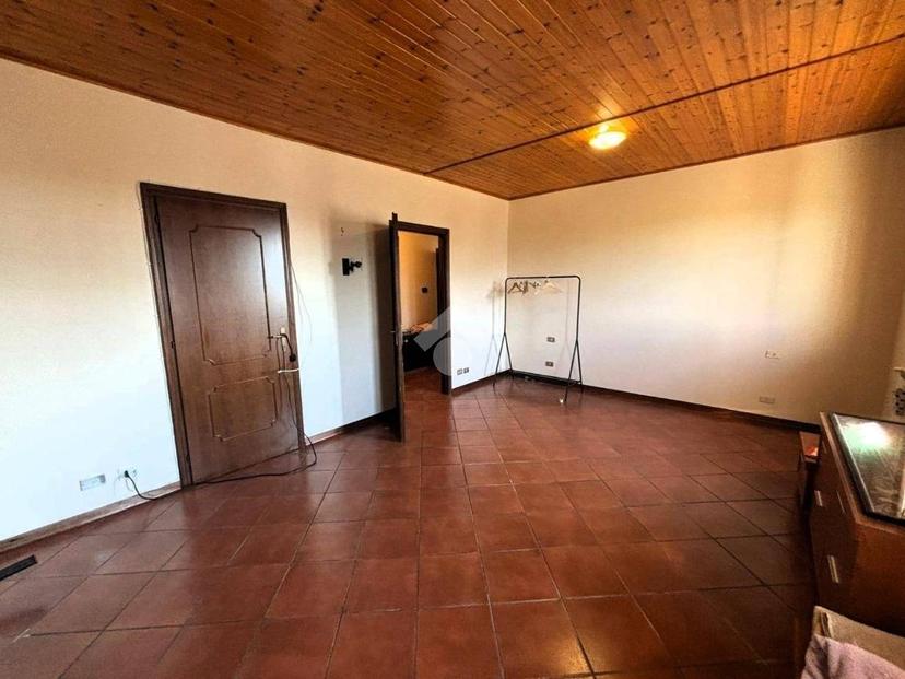Quadrilocale via Copernico 1, Centro, Roncoferraro — foto 5 di 16