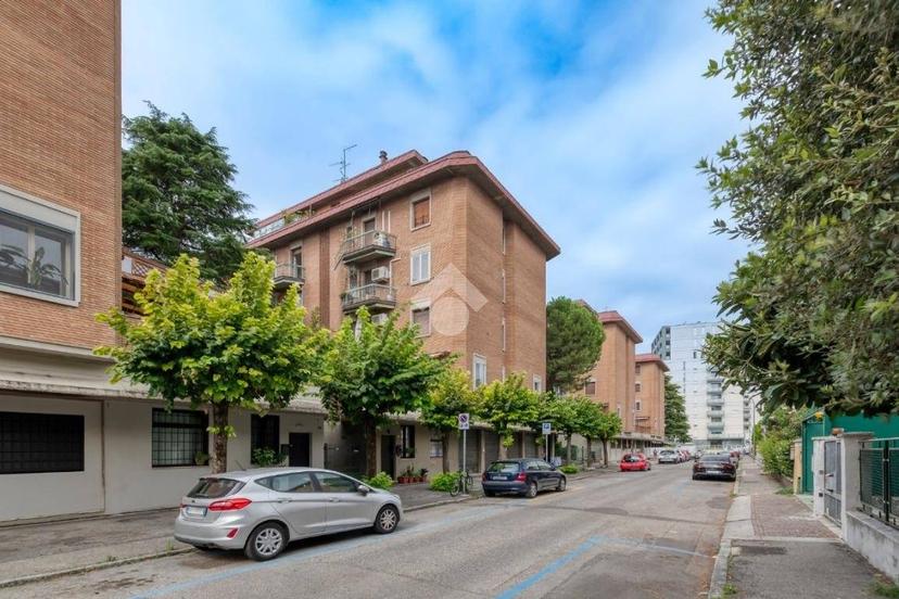 Quadrilocale via don giovanni fornasini 34, Bolognina, Bologna — foto 23 di 26