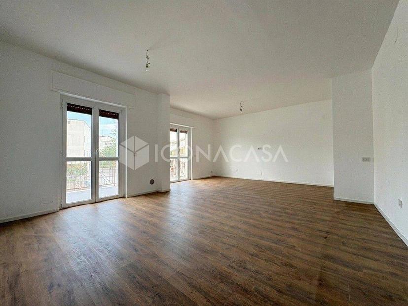 Trilocale viale dei Peuceti, Centro, Matera — foto 3 di 23
