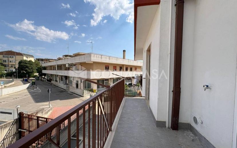 Trilocale viale dei Peuceti, Centro, Matera — foto 18 di 23