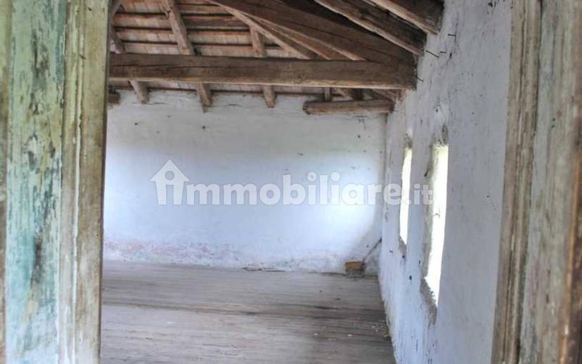 Rustico, da ristrutturare, 210 m², Viale Luzzatti, Treviso — foto 5 di 9