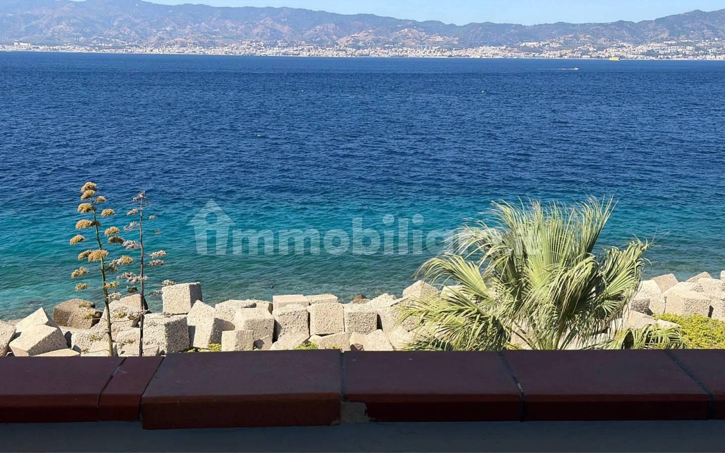 Quadrilocale via Prima dei Garibaldini 14, Catona - Villa San Giuseppe, Reggio Calabria