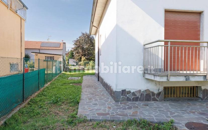 Villa unifamiliare via Francesco Petrarca 2, Centro, Cornate d'Adda — foto 30 di 33