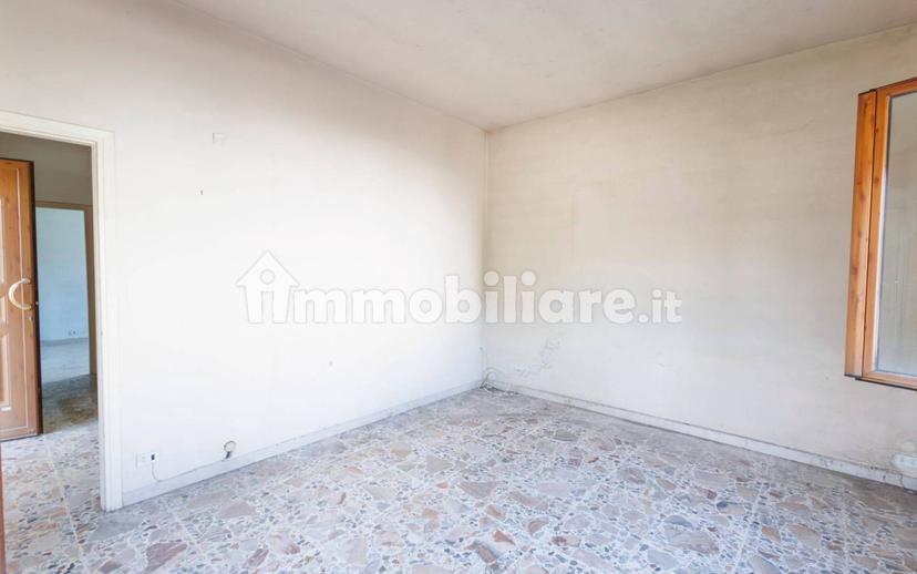 Villa unifamiliare via Francesco Petrarca 2, Centro, Cornate d'Adda