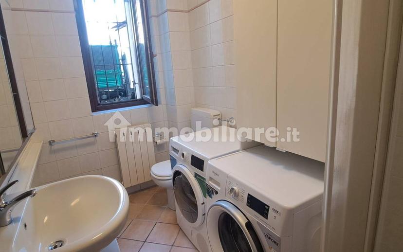 Bilocale via Francesco Daverio 22, Casbeno, Varese — foto 11 di 16