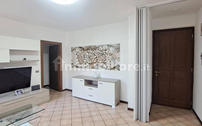 Bilocale via Francesco Daverio 22, Casbeno, Varese — foto 10 di 16