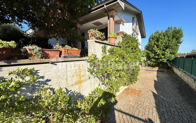 Villa unifamiliare via Grazia Deledda 4, Carpaneto Piacentino — foto 21 di 84