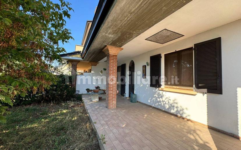 Villa unifamiliare via Grazia Deledda 4, Carpaneto Piacentino — foto 18 di 84