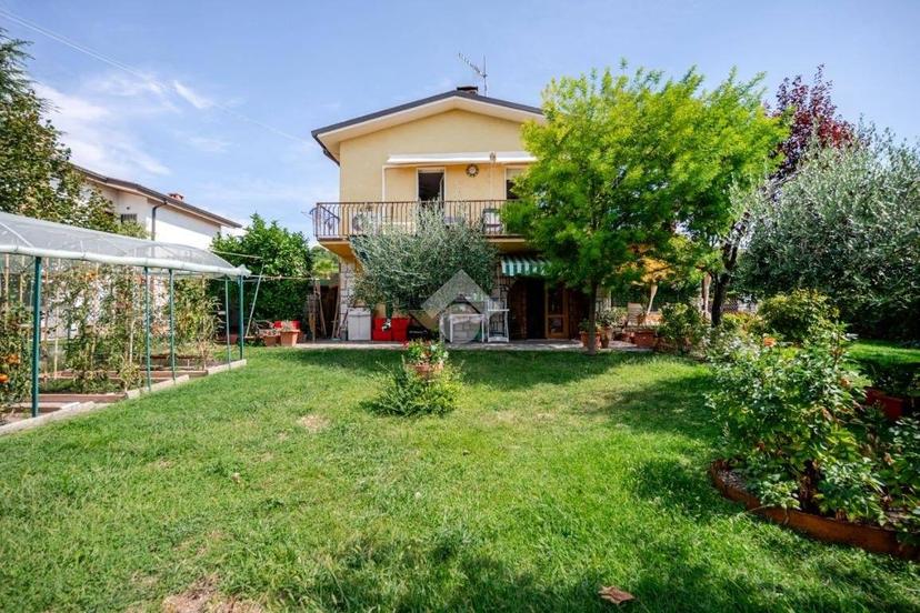 Villa bifamiliare Villaggio Bellavista 14, Centro, Bardolino — foto 21 di 26