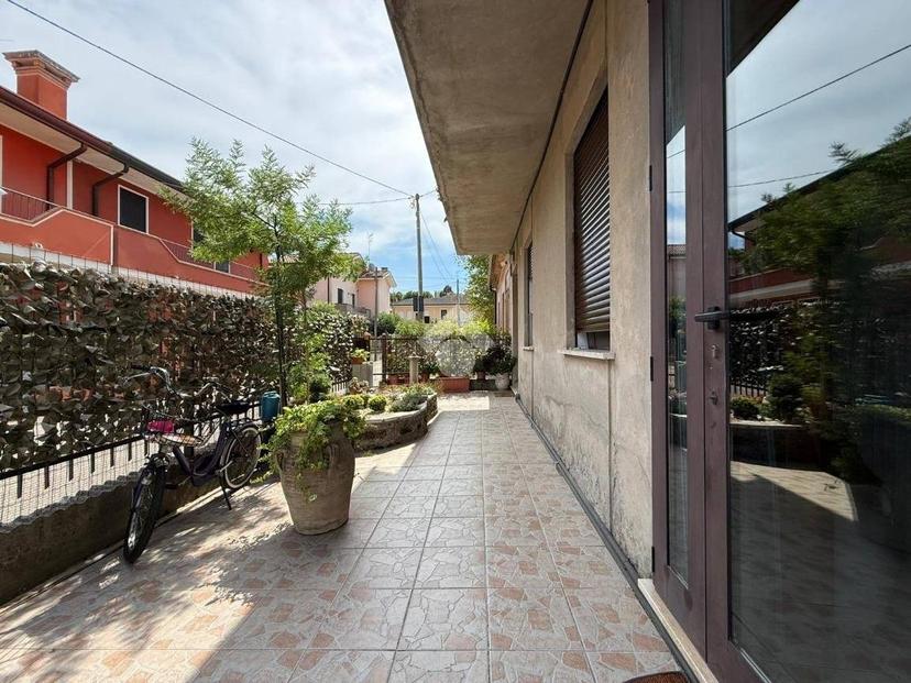 Villa bifamiliare via Bruno Buozzi 103, Commenda, San Bortolo, Rovigo — foto 25 di 38