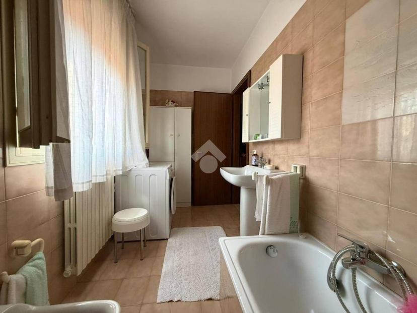 Villa bifamiliare via Bruno Buozzi 103, Commenda, San Bortolo, Rovigo — foto 32 di 38