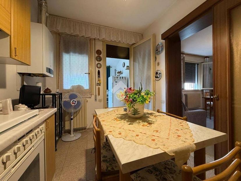 Villa bifamiliare via Bruno Buozzi 103, Commenda, San Bortolo, Rovigo — foto 31 di 38