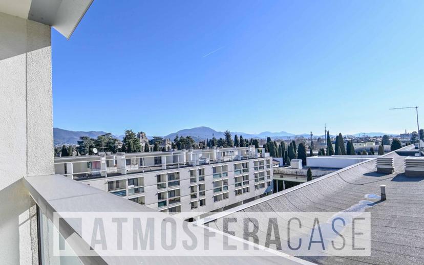 Attico via Carlo Serassi 13/D, Borgo Palazzo, Bergamo — foto 31 di 36