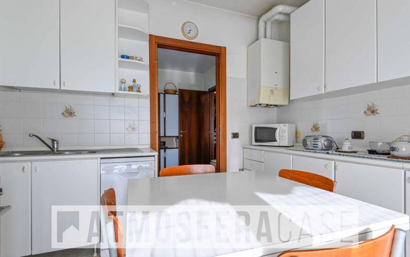 Attico via Carlo Serassi 13/D, Borgo Palazzo, Bergamo — foto 5 di 36